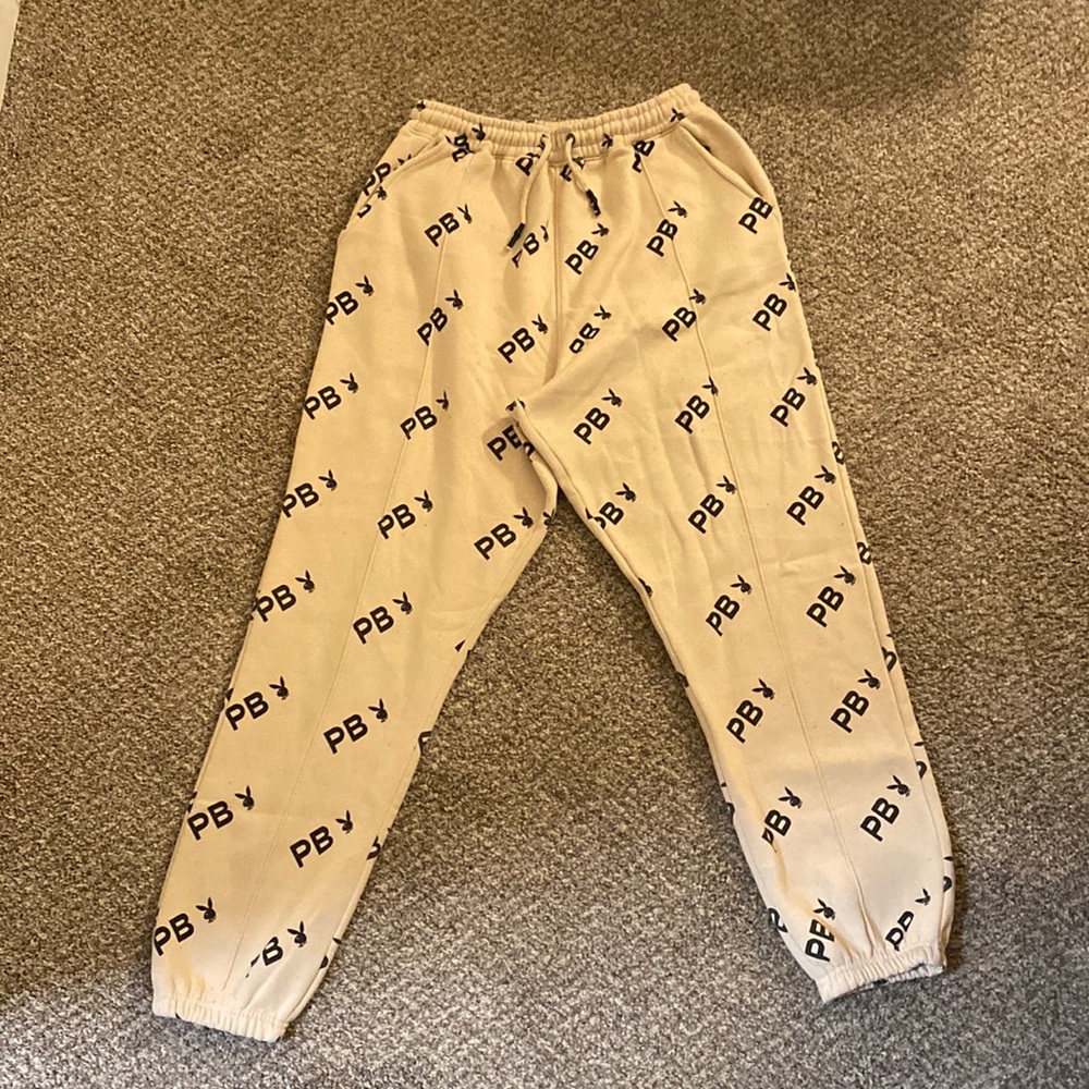 PLAYBOY X MISGUIDED JOGGERS CAMEL/BEIGE